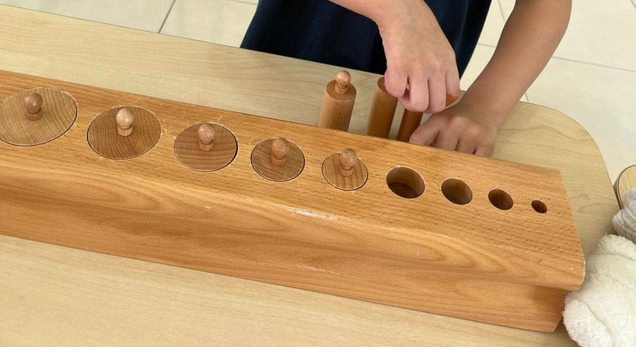 Montessori knobbed cylinders